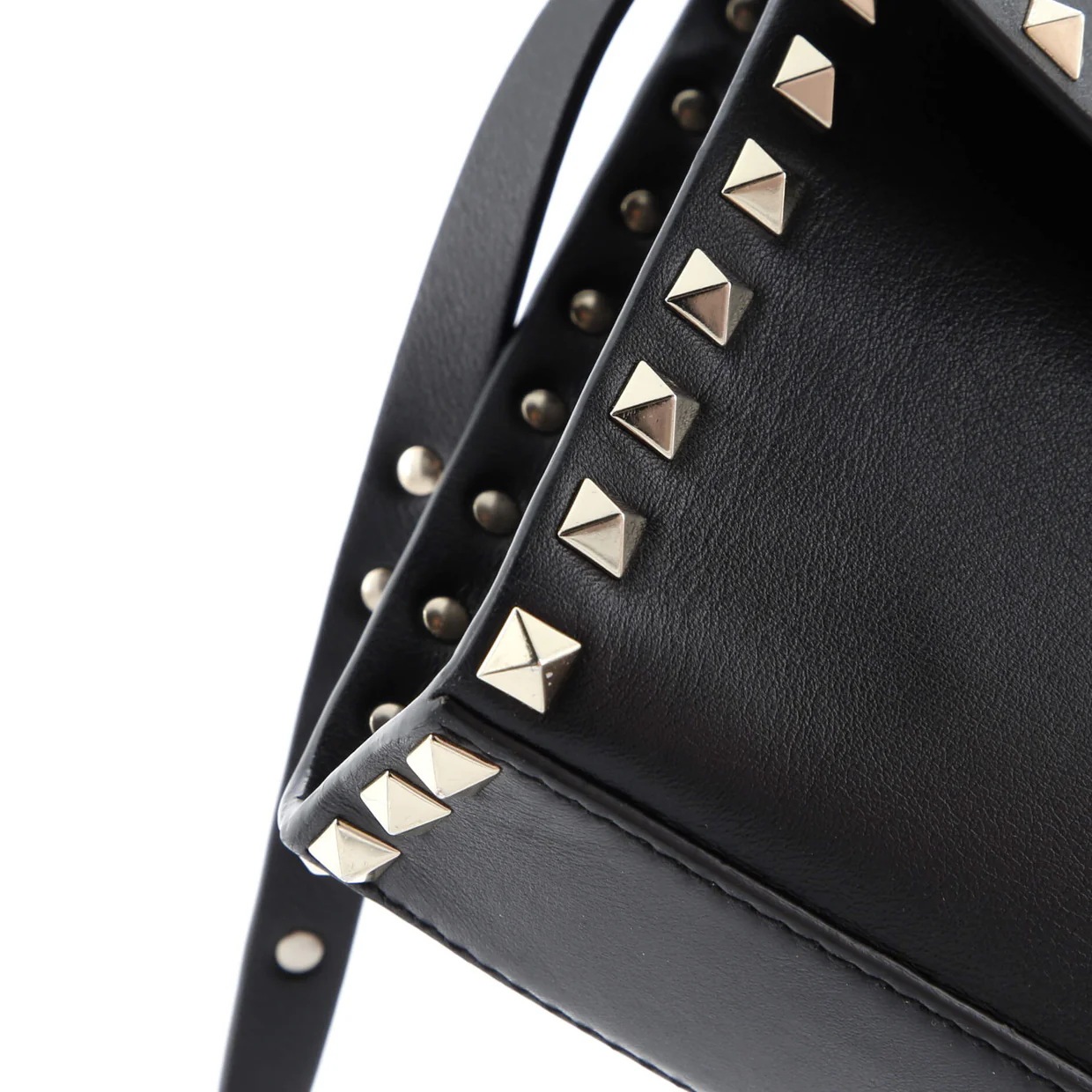 Rockstud Flip Lock Flap Bag Leather Medium - Deep Luxury