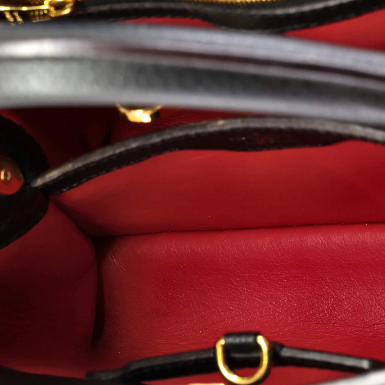 Capucines Bag Leather BB - Deep Luxury