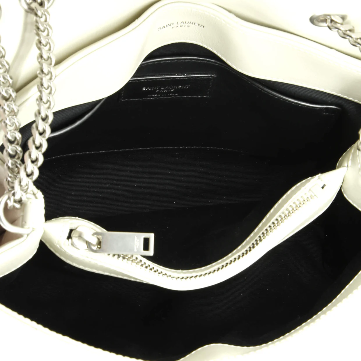 Loulou Shoulder Bag Matelasse Chevron Leather Small - Deep Luxury