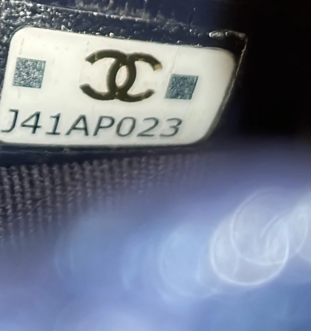 Twist Your Buttons Drawstring Bucket Bag Quilted Caviar Mini - Deep Luxury