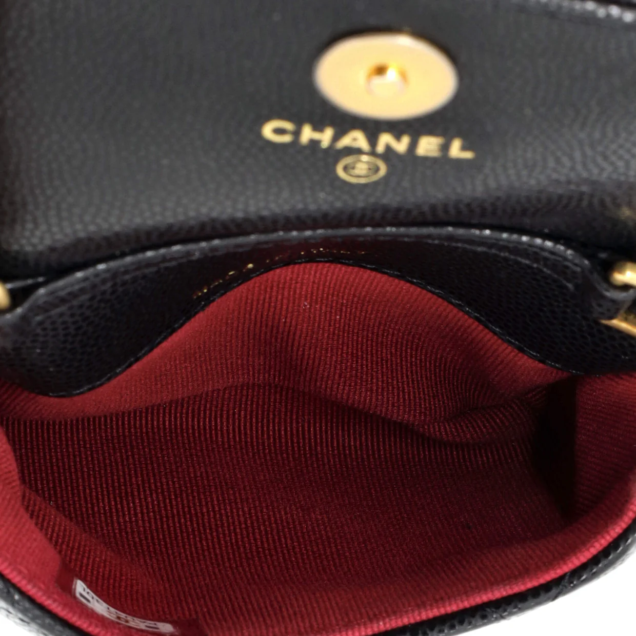 Twist Your Buttons Flap Belt Bag Quilted Caviar - Deep Luxury