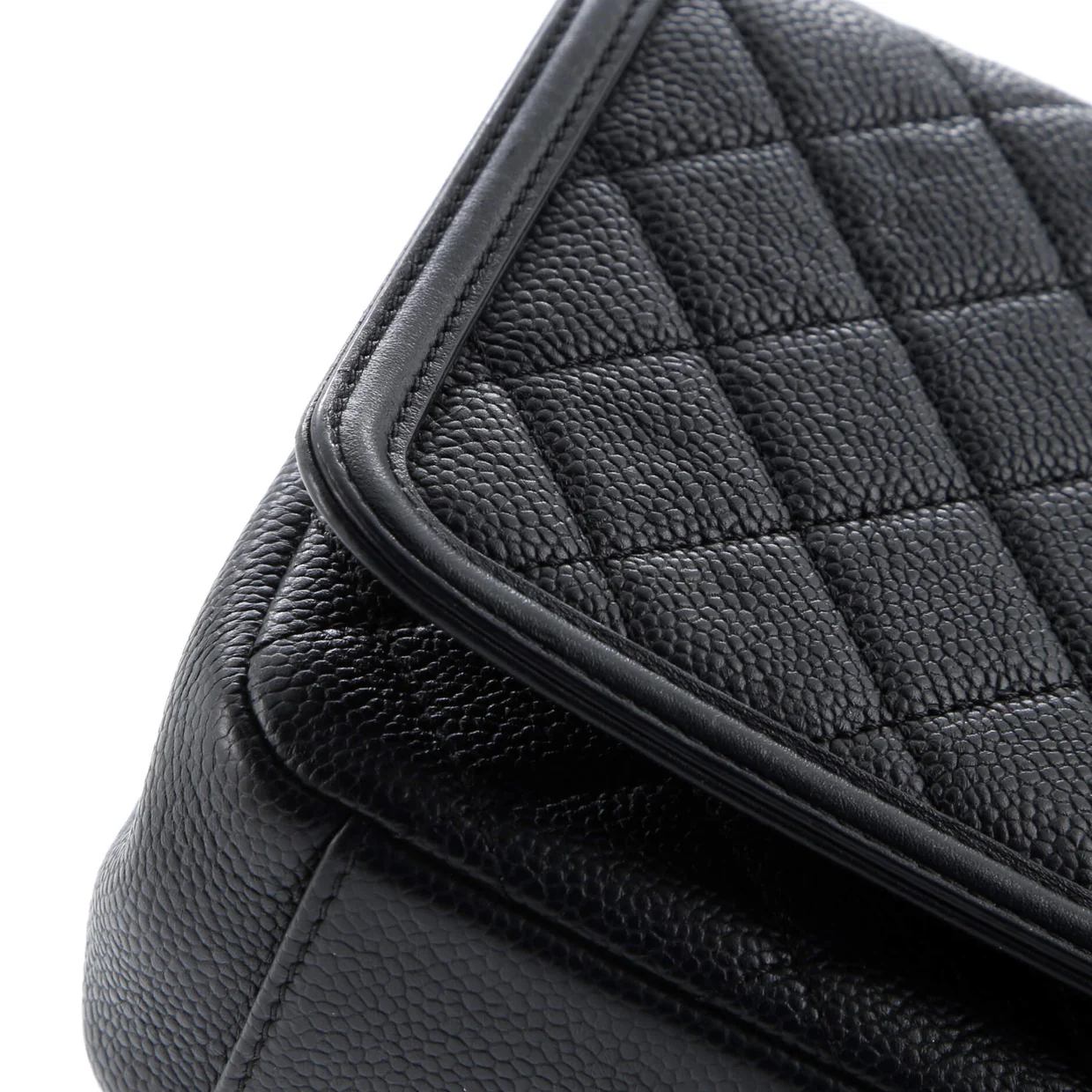 Filigree Flap Bag Quilted Caviar Medium - Deep Luxury