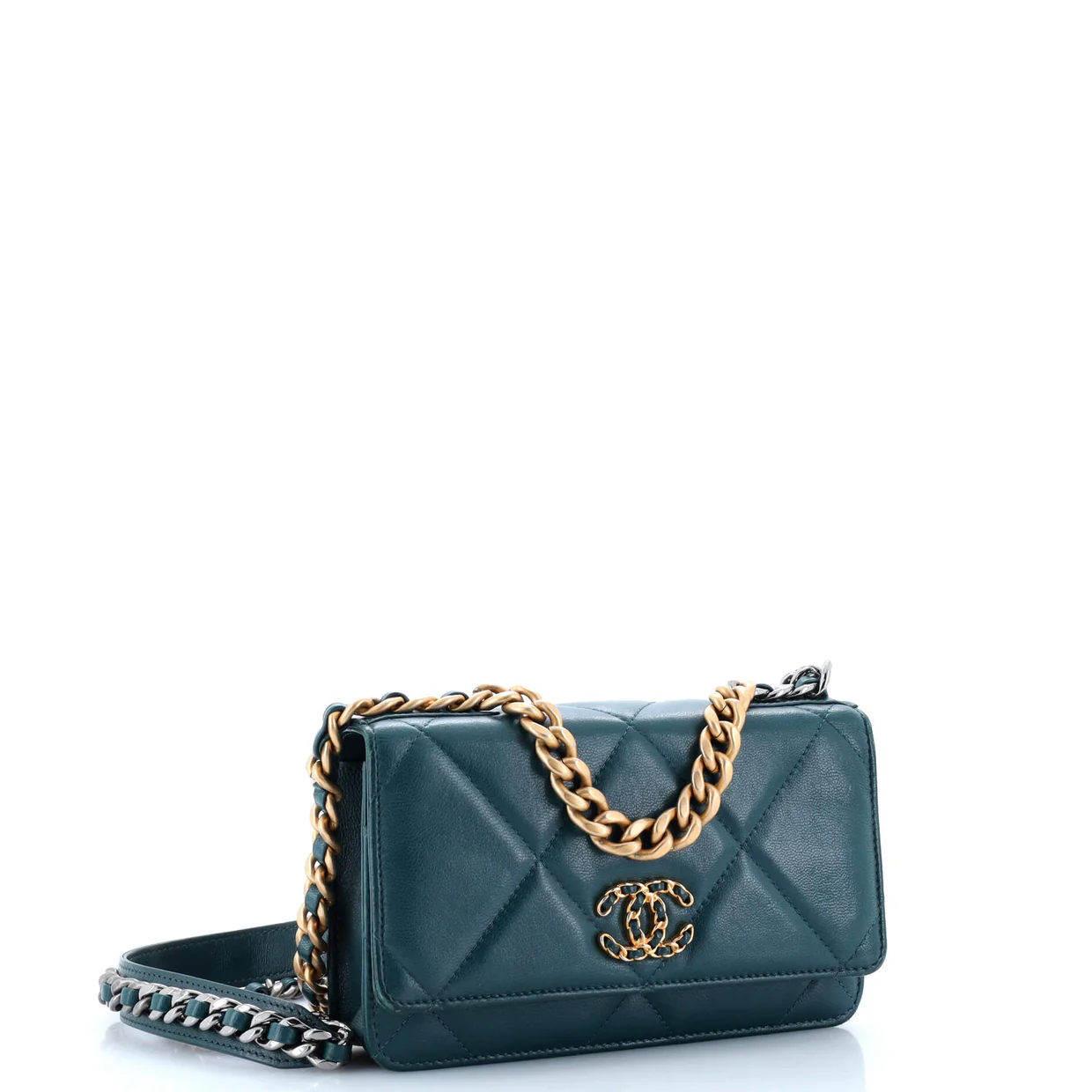 19 Wallet on Chain Quilted Goatskin - Deep Luxury