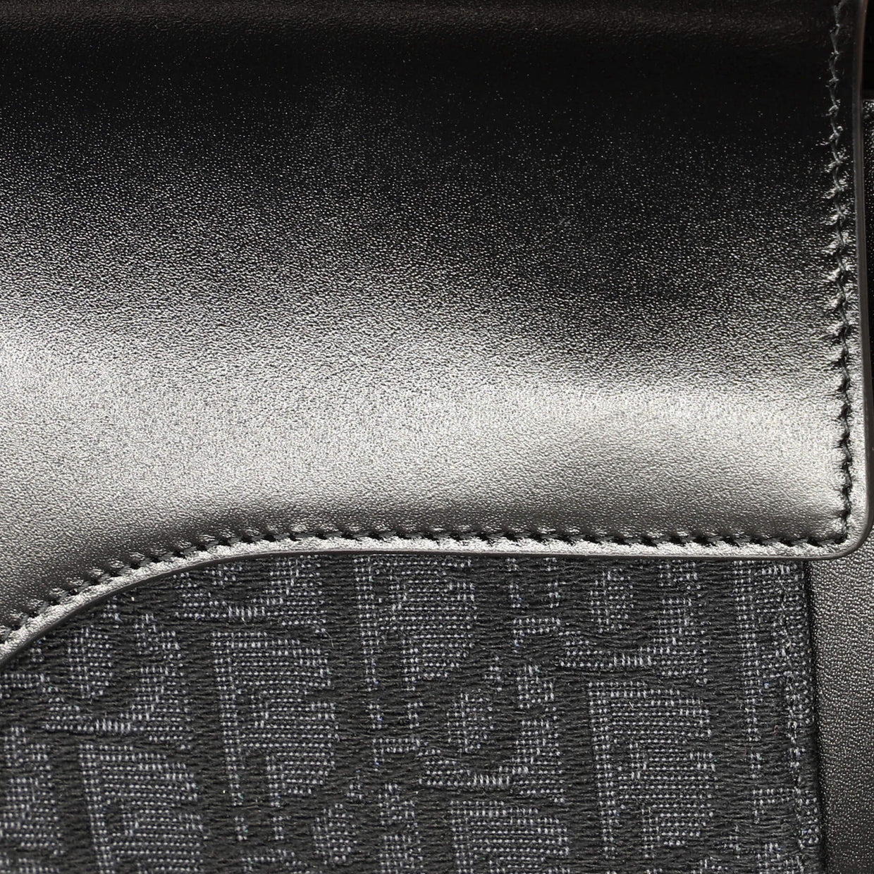 Elite Shoulder Pouch Oblique Canvas and Calfskin - Deep Luxury