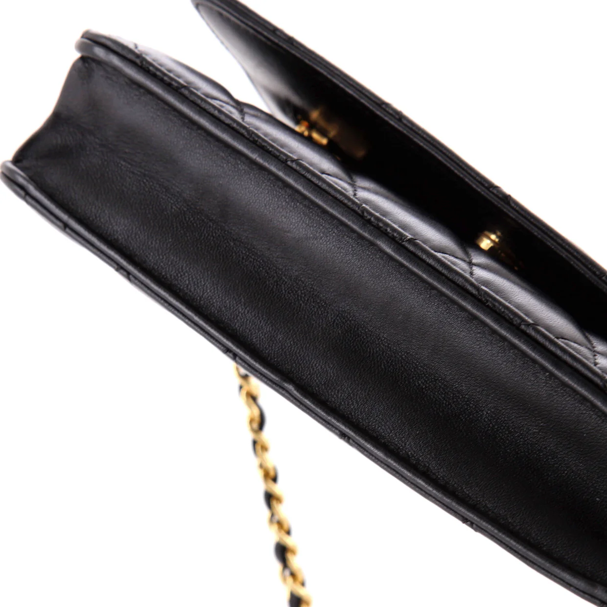 Wallet on Chain Quilted Lambskin - Deep Luxury