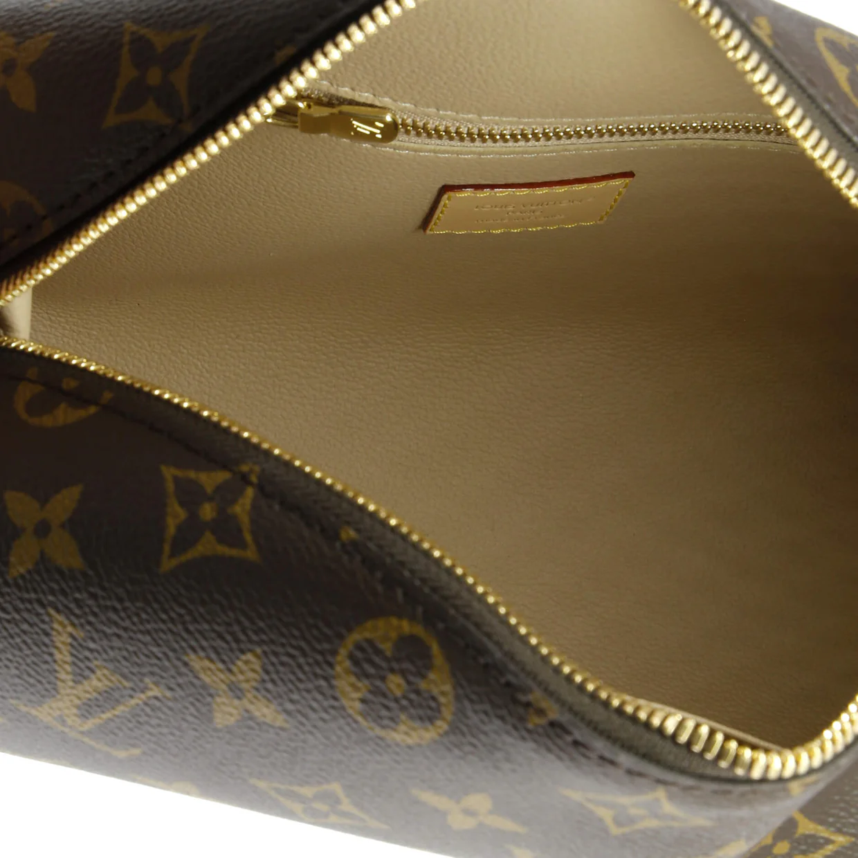 Cosmetic Pouch NM Monogram Canvas GM - Deep Luxury