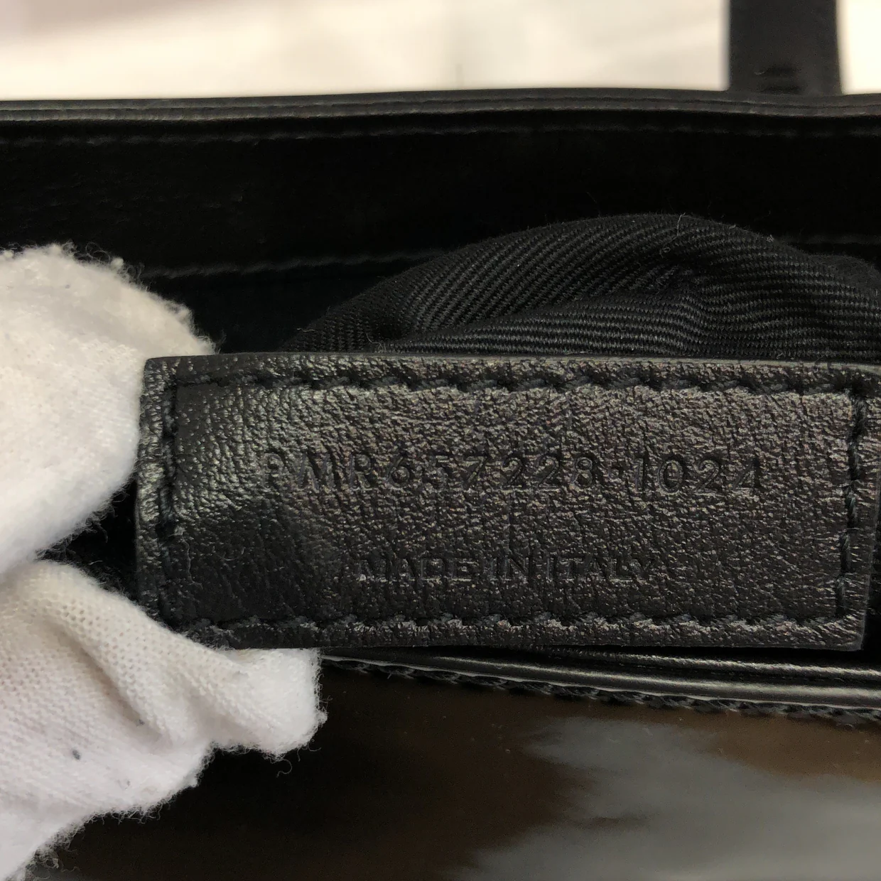 Le 5 a 7 Hobo Patent Small - Deep Luxury