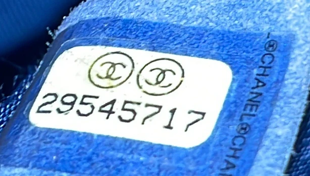 Boy Flap Bag Chevron Caviar Old Medium - Deep Luxury