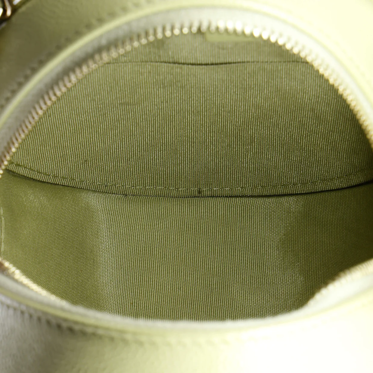 French New Wave Round Clutch with Chain Quilted Caviar - Deep Luxury