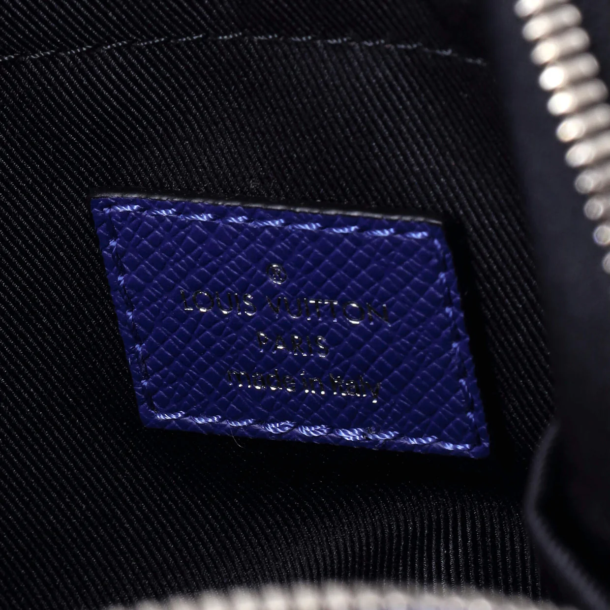 Outdoor Messenger Bag Monogram Taigarama - Deep Luxury