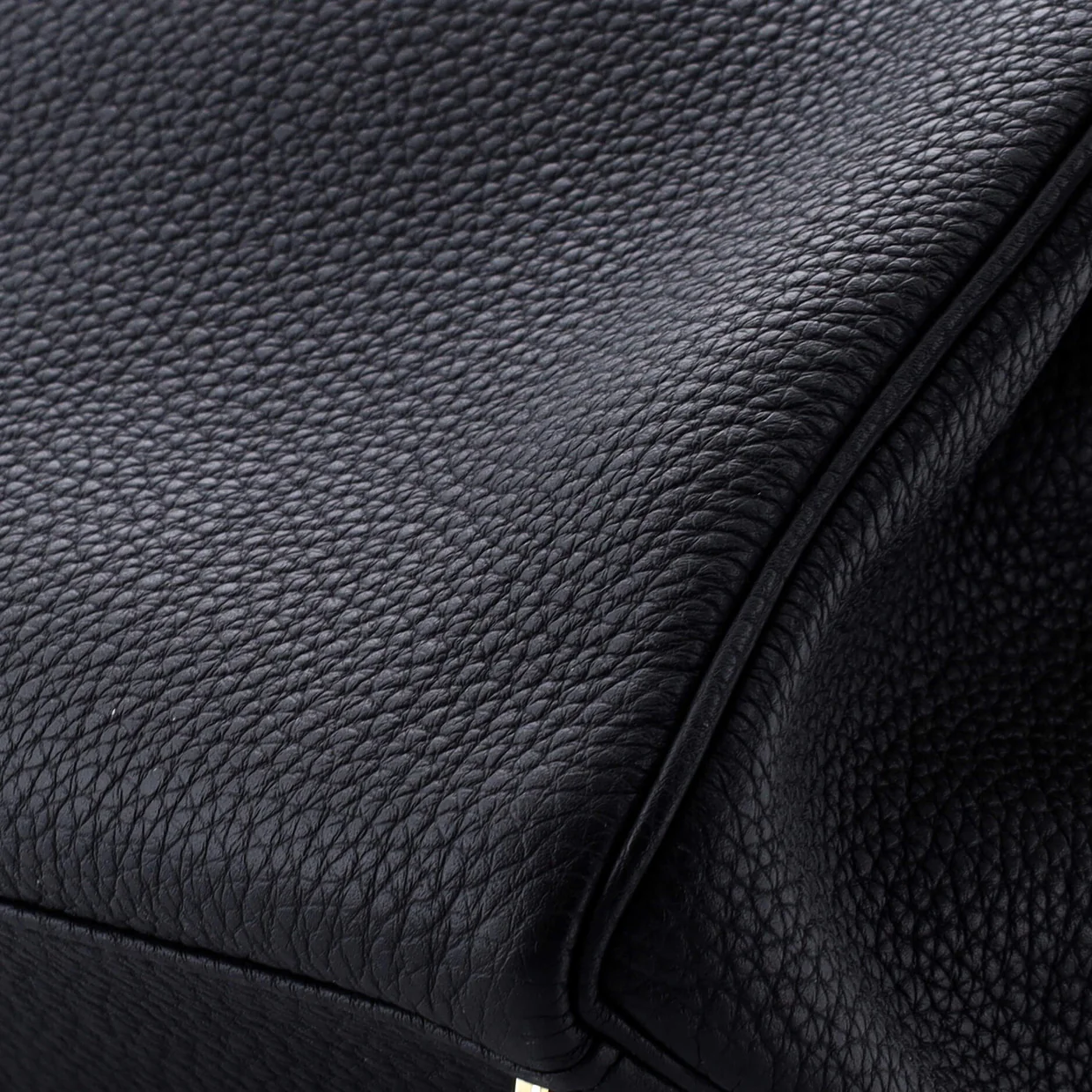 Kelly Handbag Noir Togo with Gold Hardware 28 - Deep Luxury