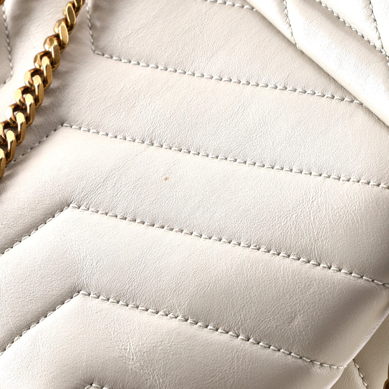 Loulou Shoulder Bag Matelasse Chevron Leather Small - Deep Luxury