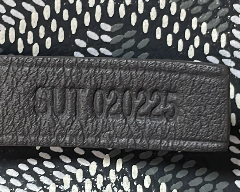 Anjou Reversible Tote Coated Canvas PM - Deep Luxury