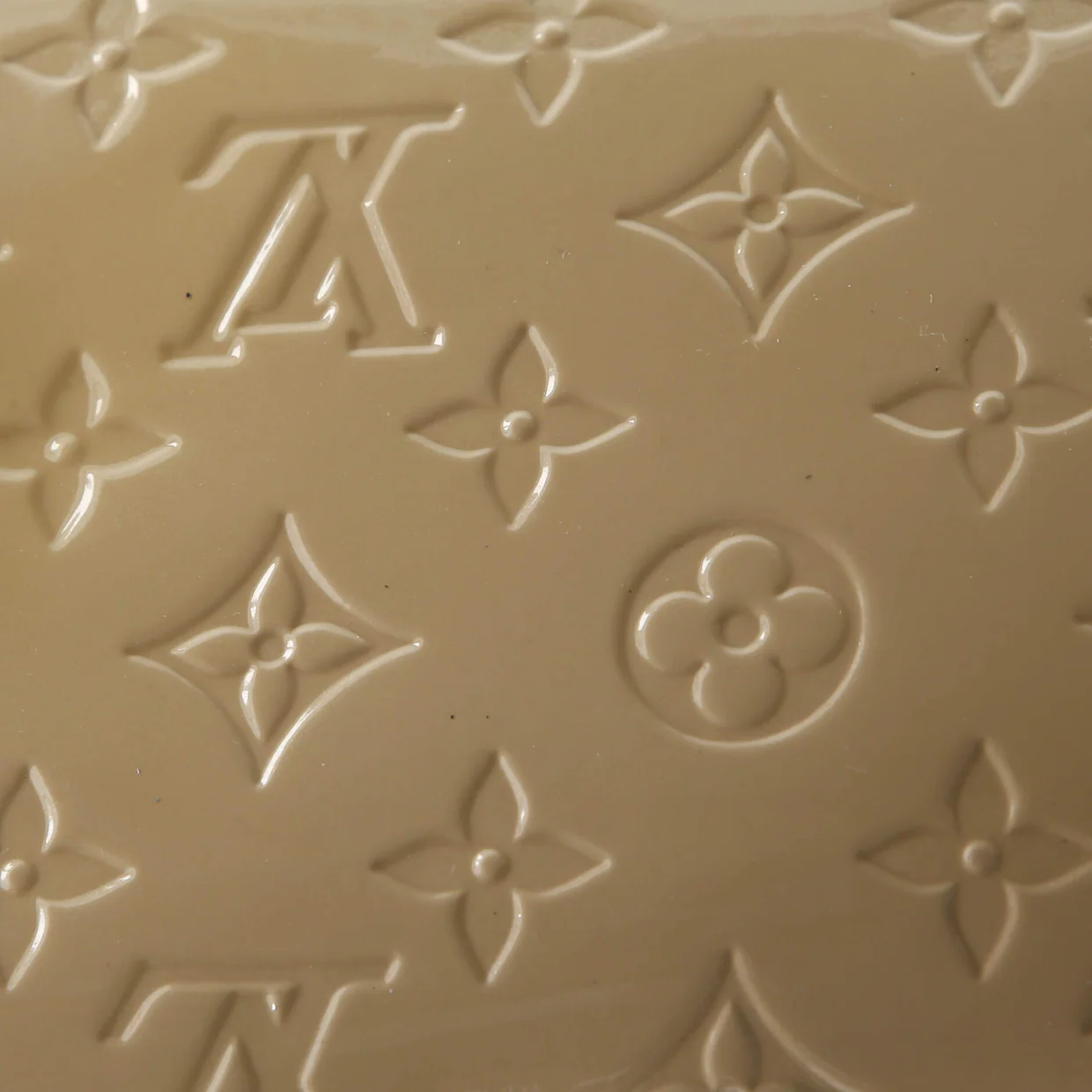 Ana Bag Monogram Vernis - Deep Luxury