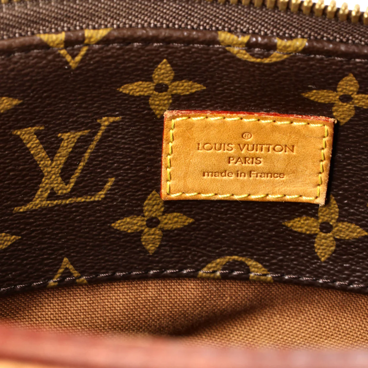 Sully Handbag Monogram Canvas MM - Deep Luxury