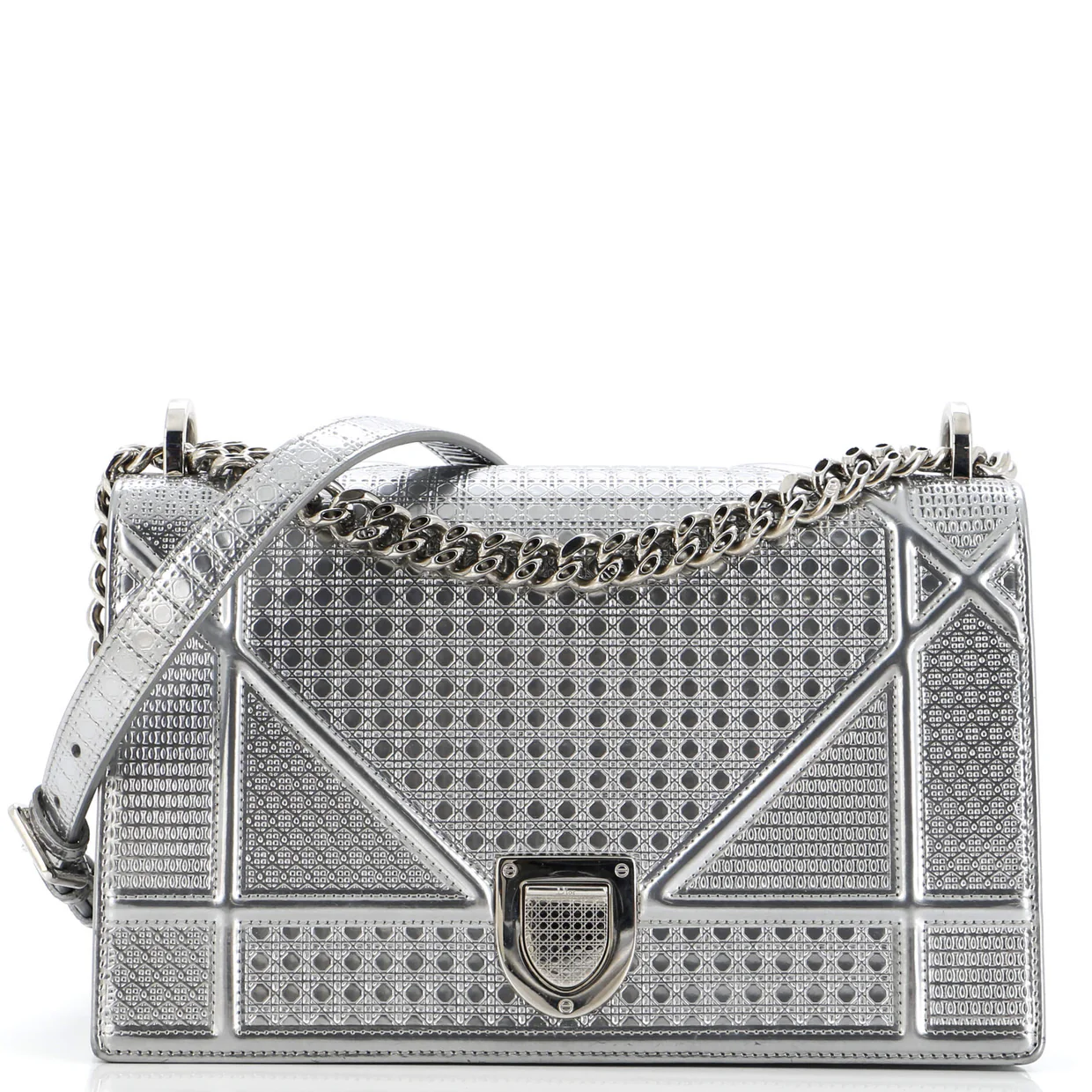 Diorama Flap Bag Cannage Embossed Calfskin Medium - Deep Luxury