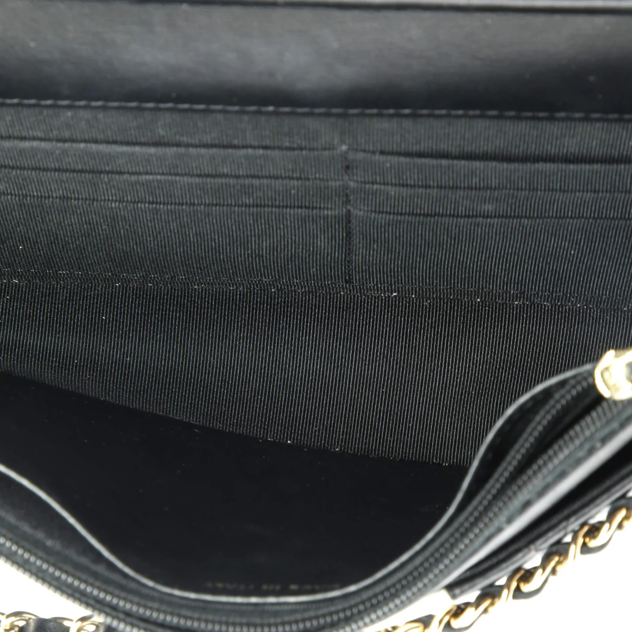 Wallet on Chain Quilted Lambskin - Deep Luxury