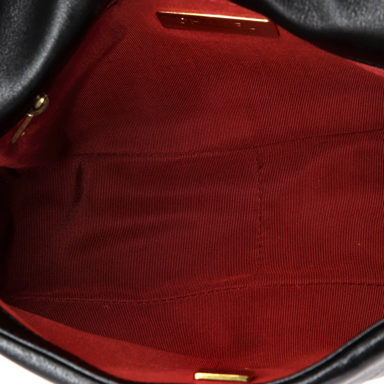 19 Flap Bag Quilted Leather Medium - Deep Luxury