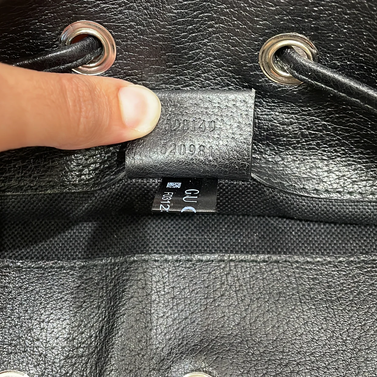 Bucket Bag Psychedelic Print GG Coated Canvas Medium - Deep Luxury