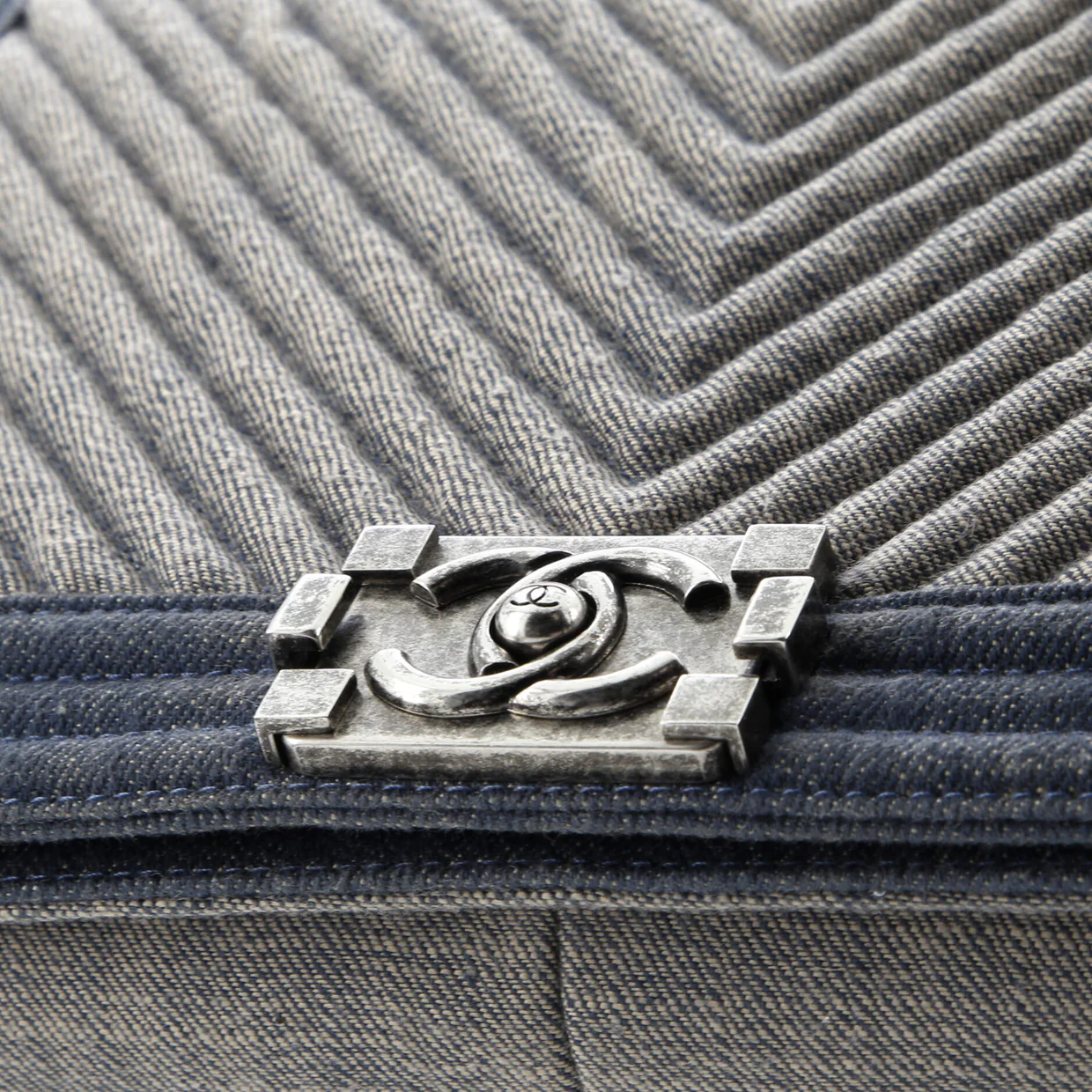 Boy Flap Bag Chevron Denim Old Medium - Deep Luxury