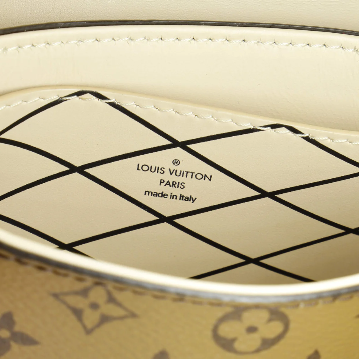 Vertical Trunk Pochette Reverse Monogram Canvas - Deep Luxury