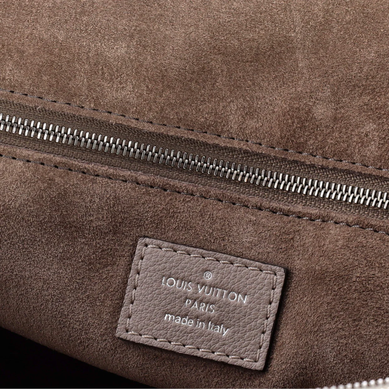 Soft Lockit Handbag Leather PM - Deep Luxury