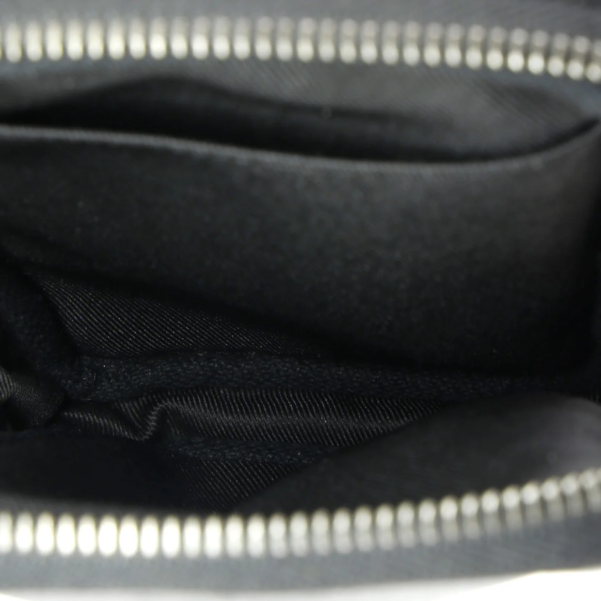 Double Phone Pouch Reverse Monogram Eclipse Canvas - Deep Luxury