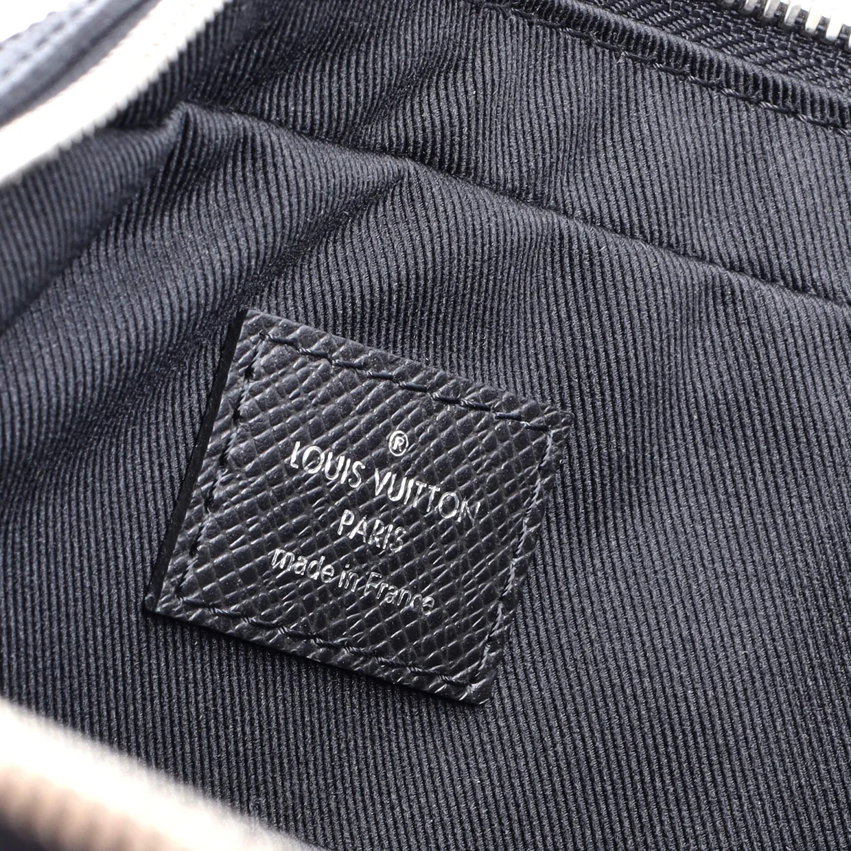 Porte-Documents Voyage Briefcase Taiga Leather PM - Deep Luxury