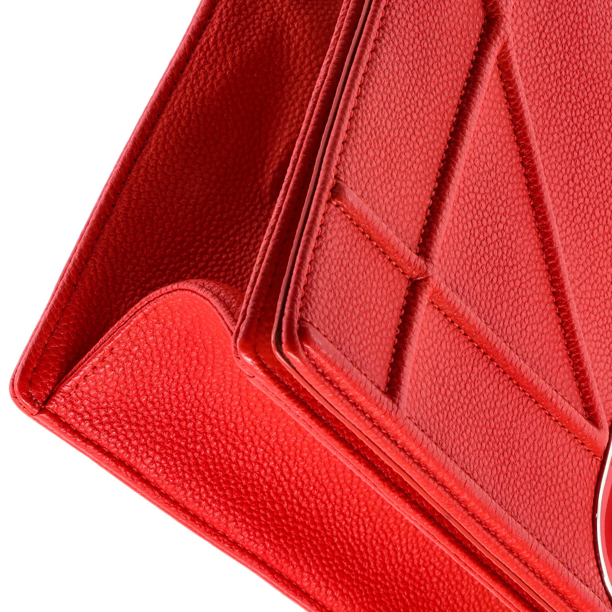 Diorama Flap Bag Grained Calfskin Medium - Deep Luxury