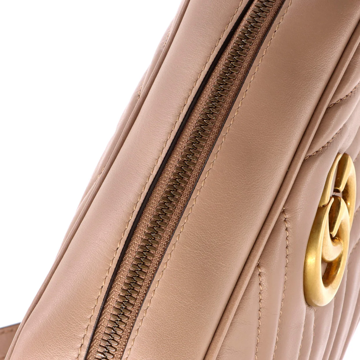 GG Marmont Shoulder Bag Matelasse Leather Small - Deep Luxury