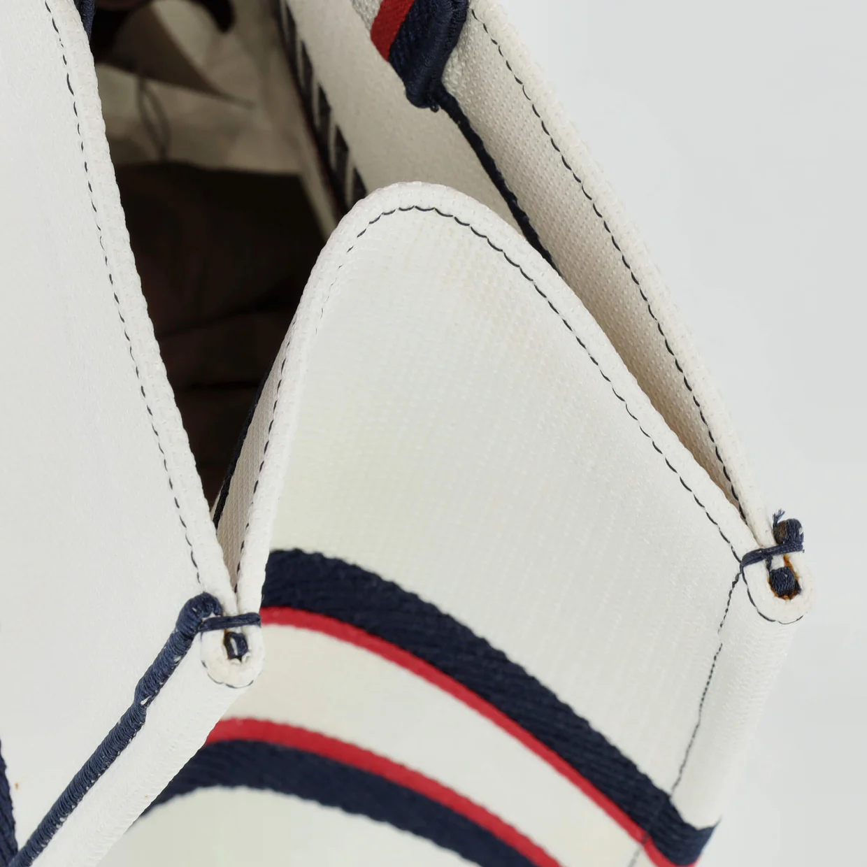 Dioralps Book Tote Embroidered Canvas Large - Deep Luxury