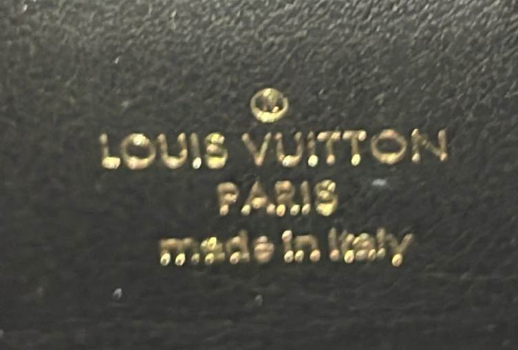 Wallet on Strap Bubblegram Leather - Deep Luxury