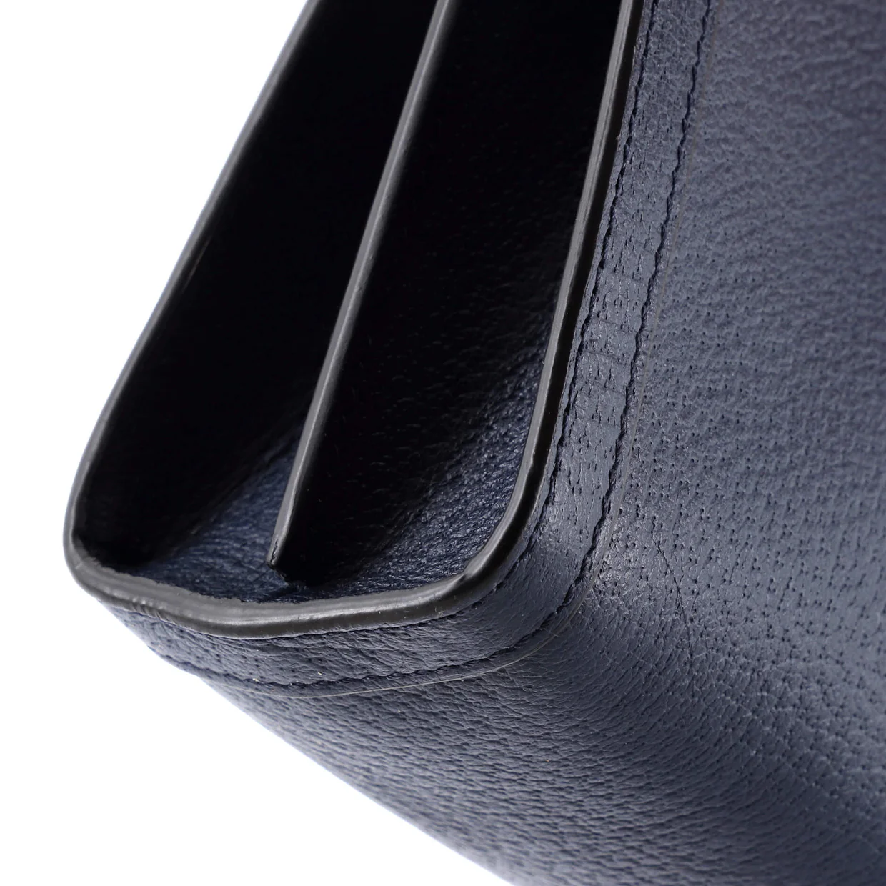 Ophidia Chain Shoulder Bag Leather Small - Deep Luxury