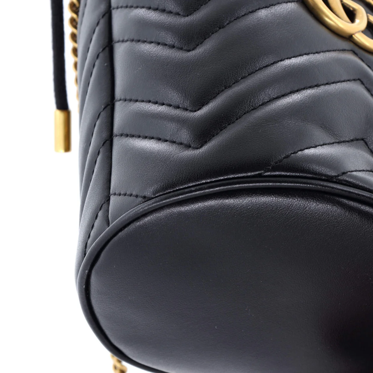 GG Marmont Bucket Bag Matelasse Leather Mini - Deep Luxury