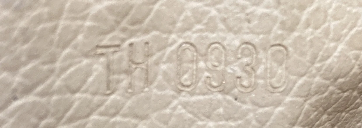 Trousse Toiletry Pouch Monogram Canvas 23 - Deep Luxury