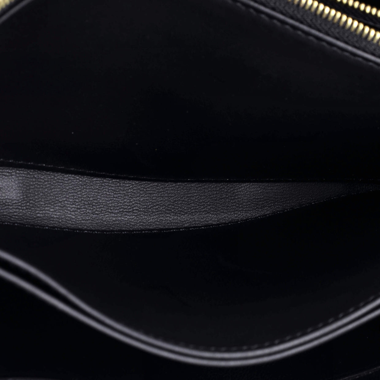 Zippy Wallet Mahina Leather - Deep Luxury