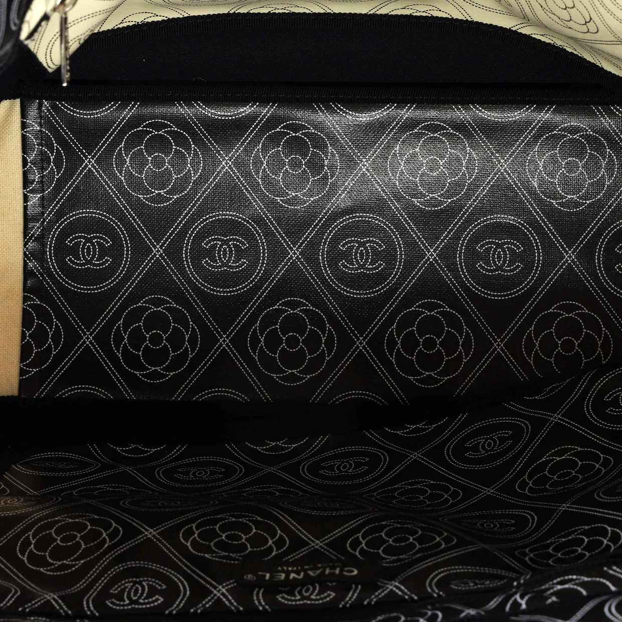 Logo Camellia Shopping Tote Printed Coated Canvas Medium - Deep Luxury