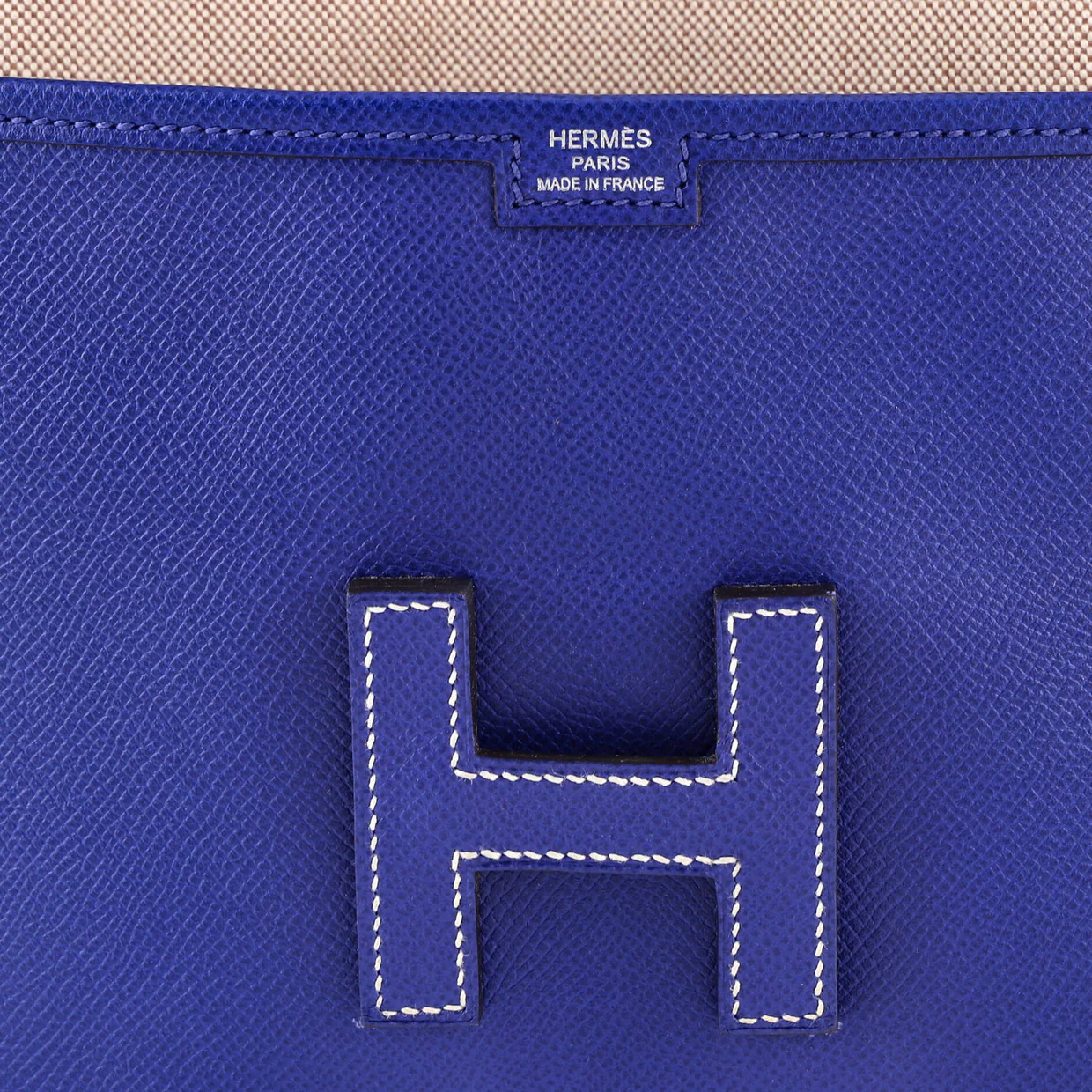 Jige Clutch Epsom PM - Deep Luxury