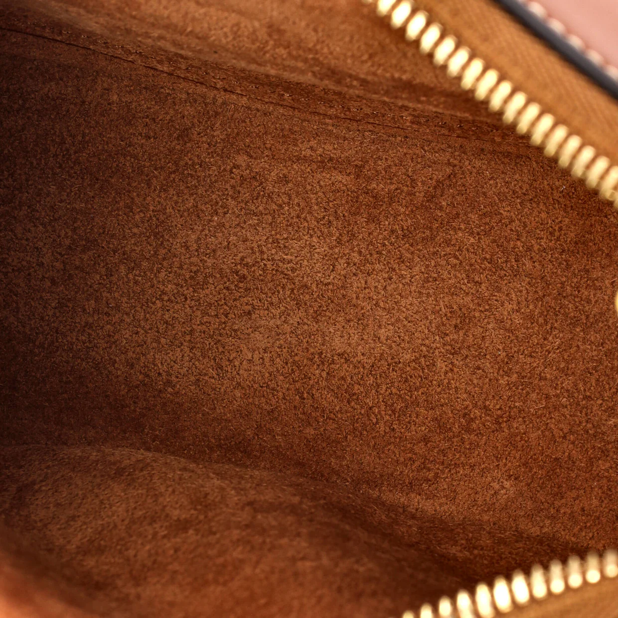 Ava Strap Bag Leather Medium - Deep Luxury