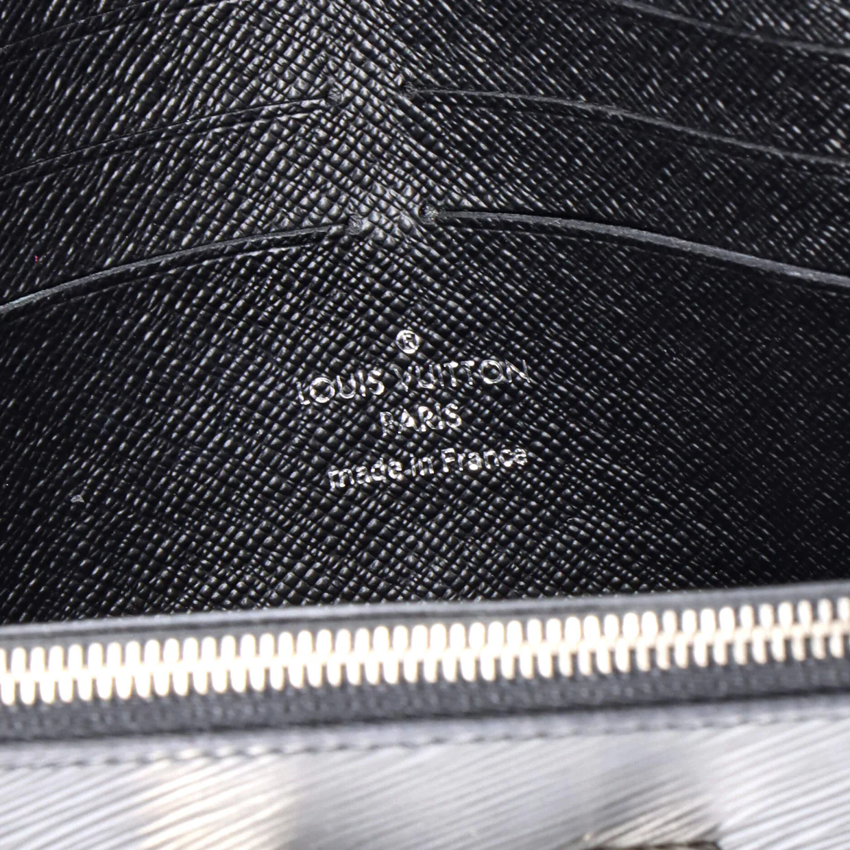 Twist Chain Wallet Epi Leather - Deep Luxury