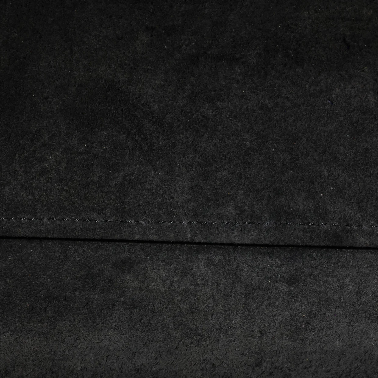 Belt Bag Textured Leather Medium - Deep Luxury