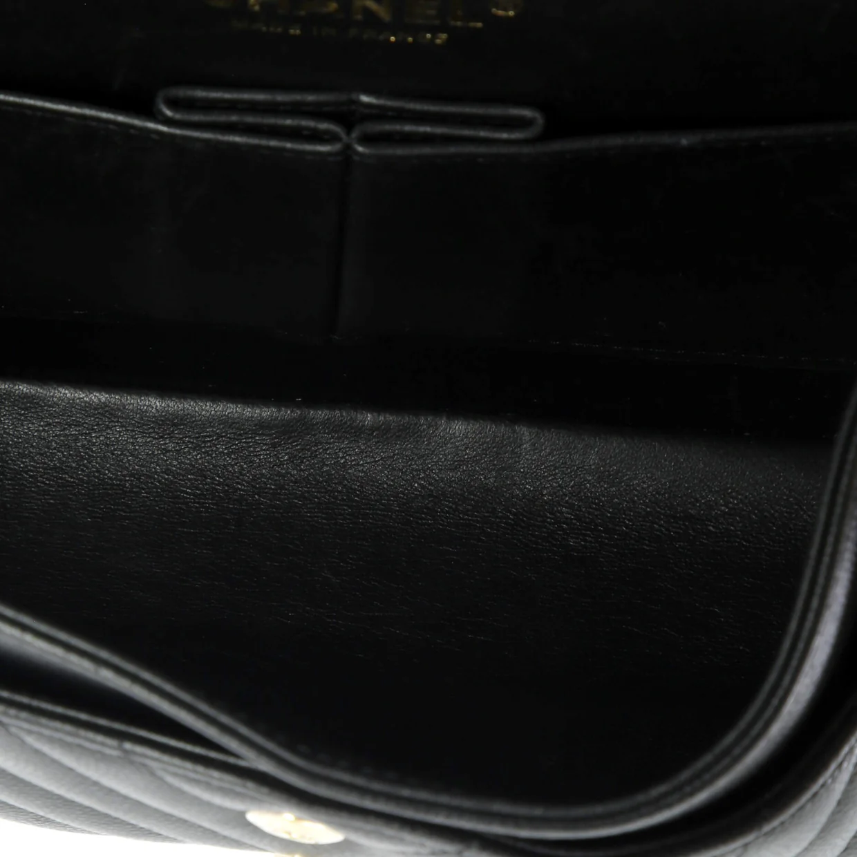 Classic Double Flap Bag Chevron Caviar Medium - Deep Luxury