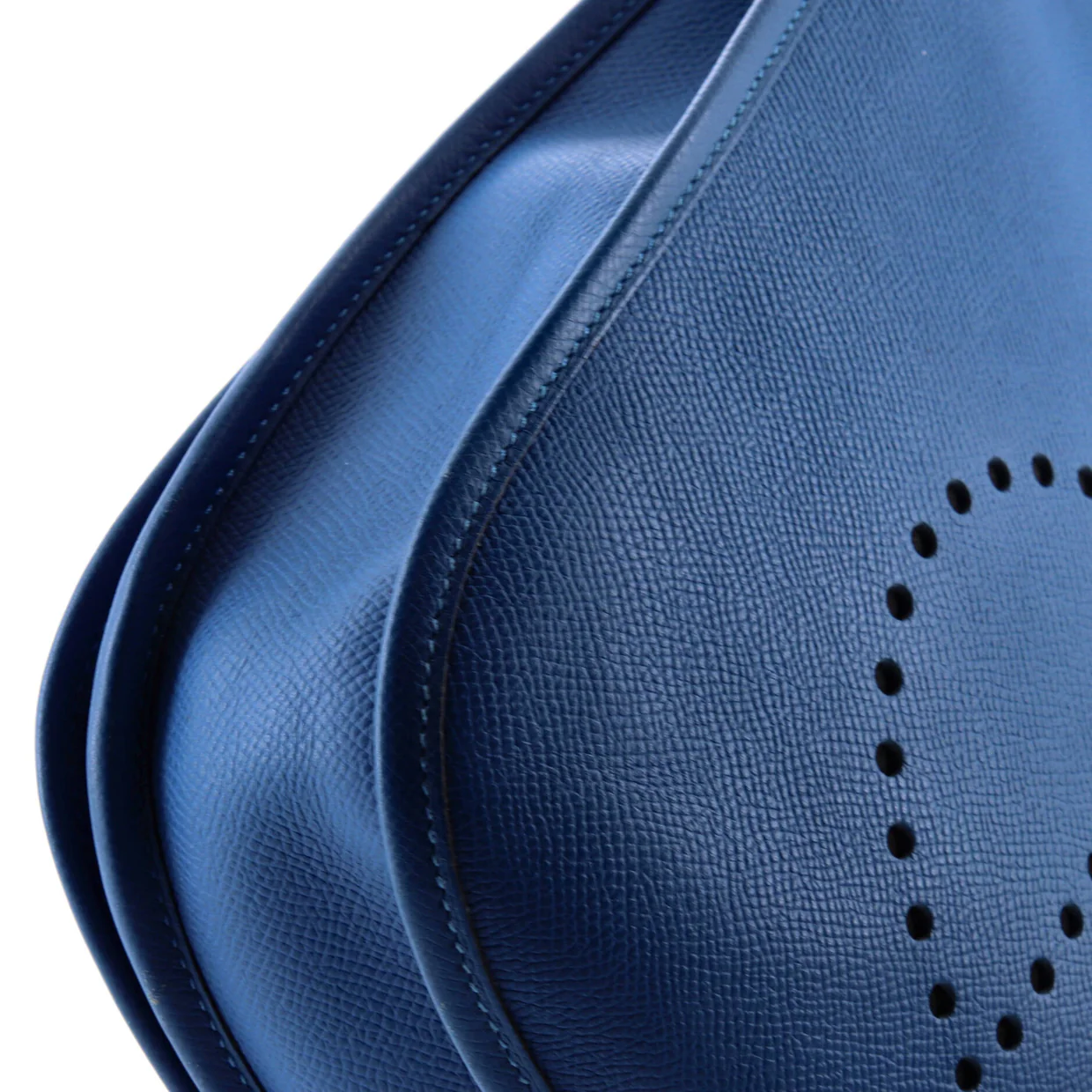 Evelyne Bag Gen III Epsom PM - Deep Luxury