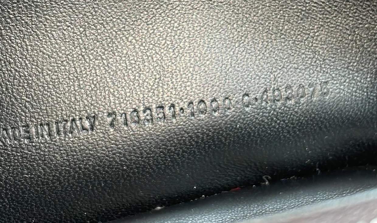 Crush Chain Flap Bag Quilted Velvet Medium - Deep Luxury