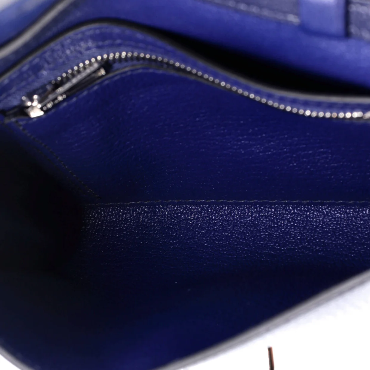 Chaine d'Ancre Compact Wallet on Strap Chevre Mysore - Deep Luxury