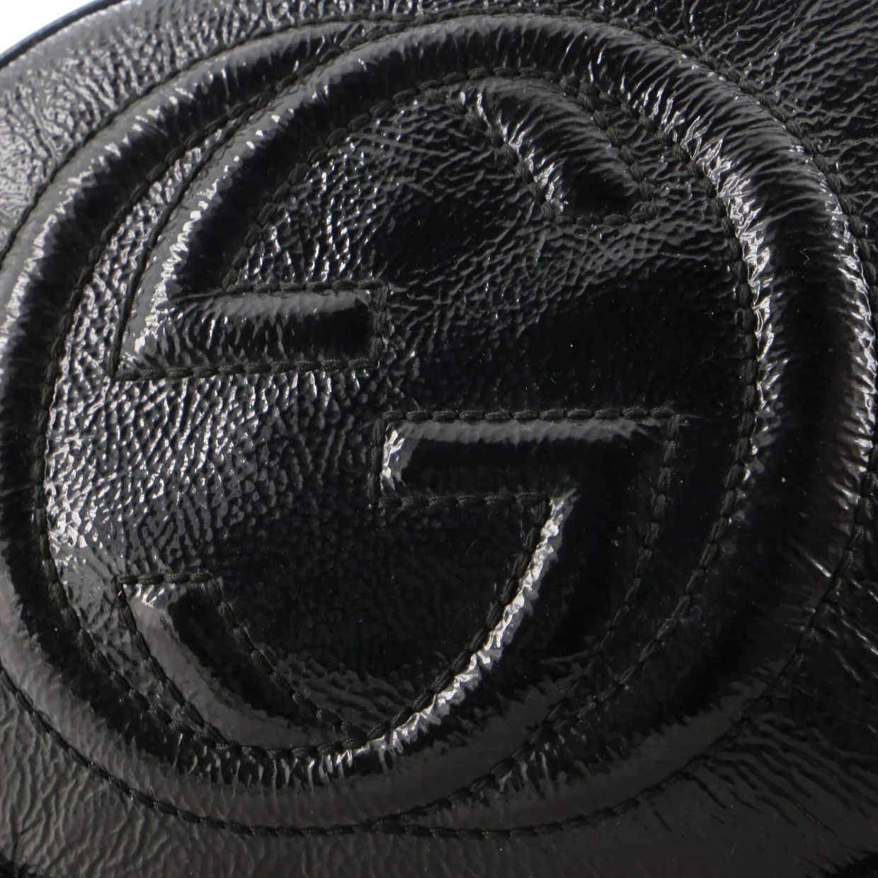 Soho Chain Bag Patent Mini - Deep Luxury