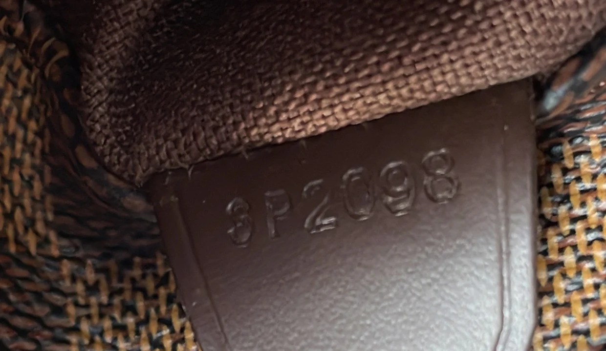 Bastille Bag Damier - Deep Luxury