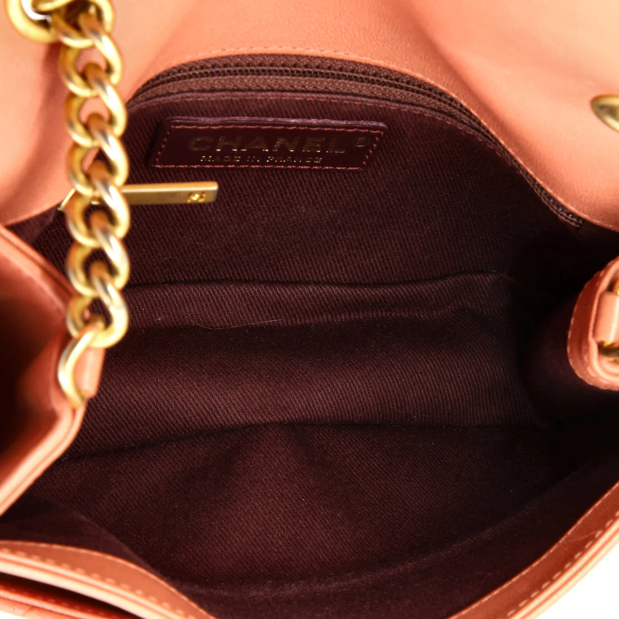 Front Chain Flap Bag Quilted Sheepskin Medium - Deep Luxury