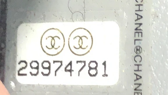 Signature Shopping Tote Leather with Metal - Deep Luxury