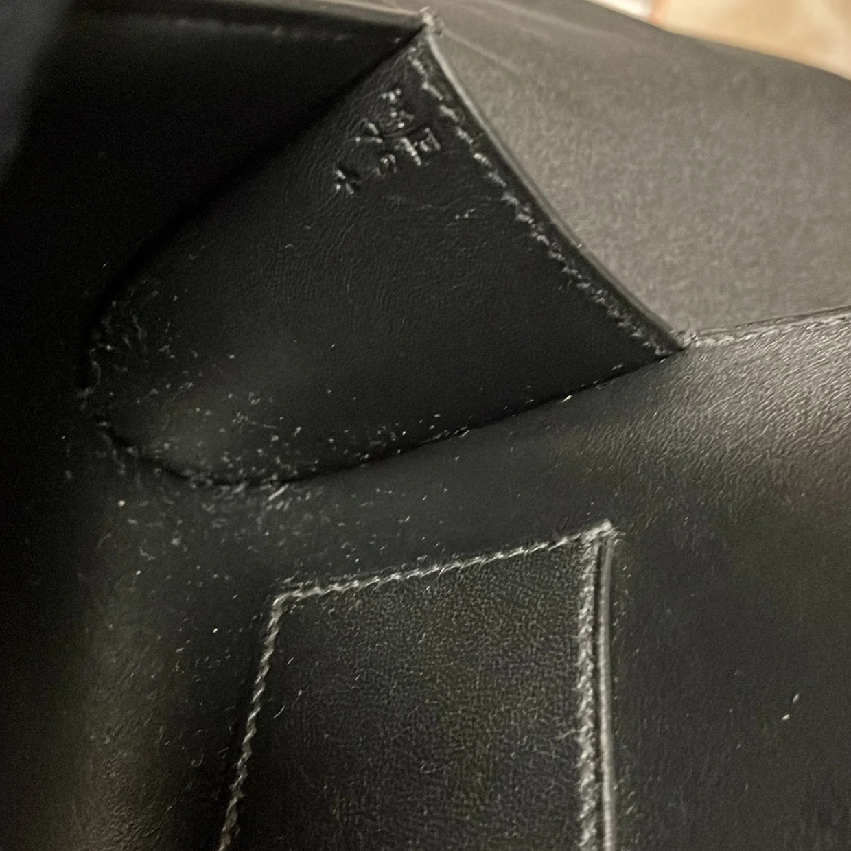 Egee Clutch Tadelakt - Deep Luxury